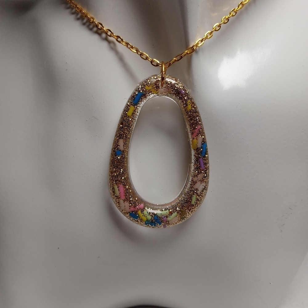 Multicolor Pendant Necklace